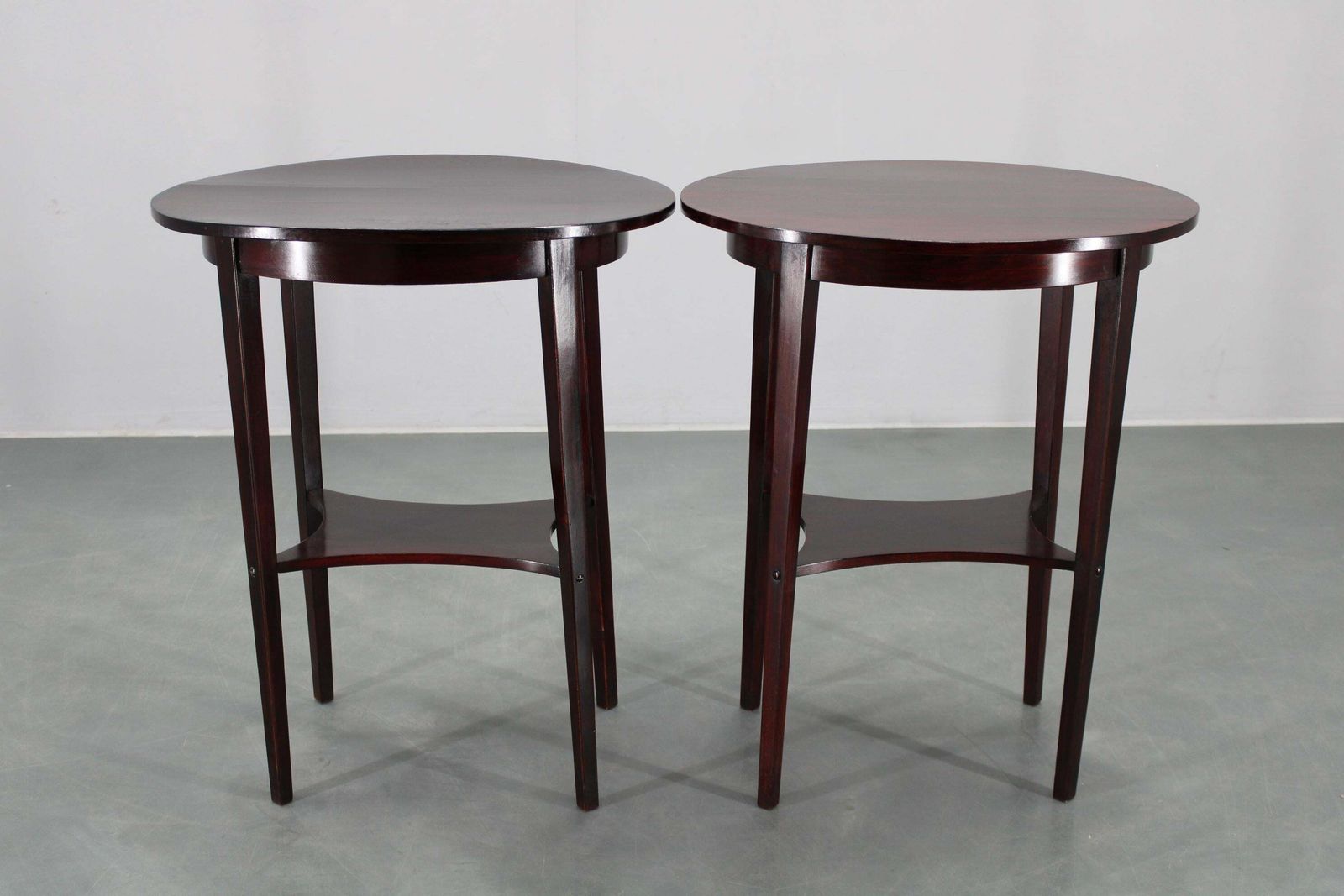 1930s Pair Of Restored Thonet Side Tables No. 206, Czechoslovakia photo vinterior