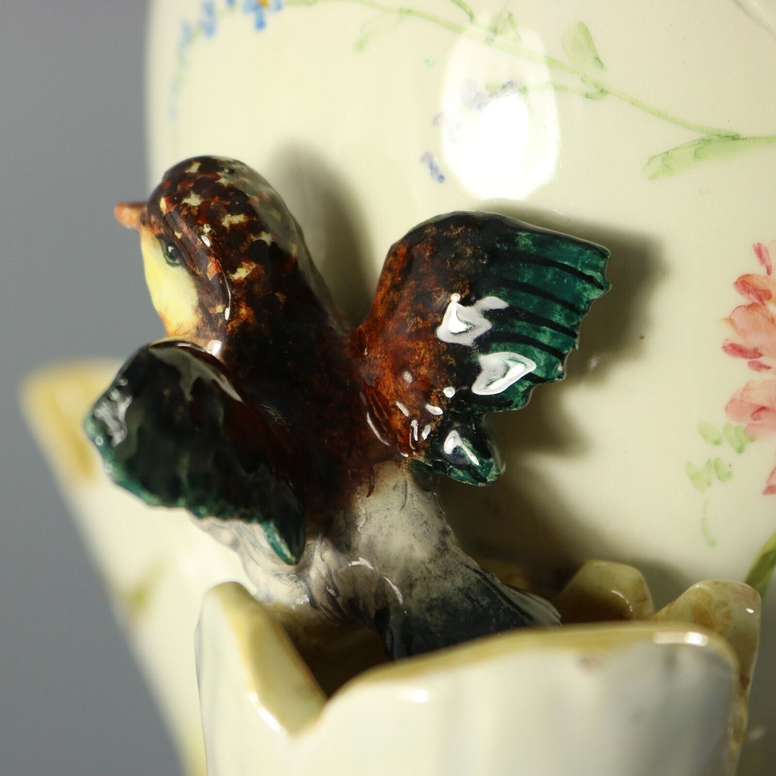 photo vintage Delphin Massier Majolica Birds On Bamboo Vase