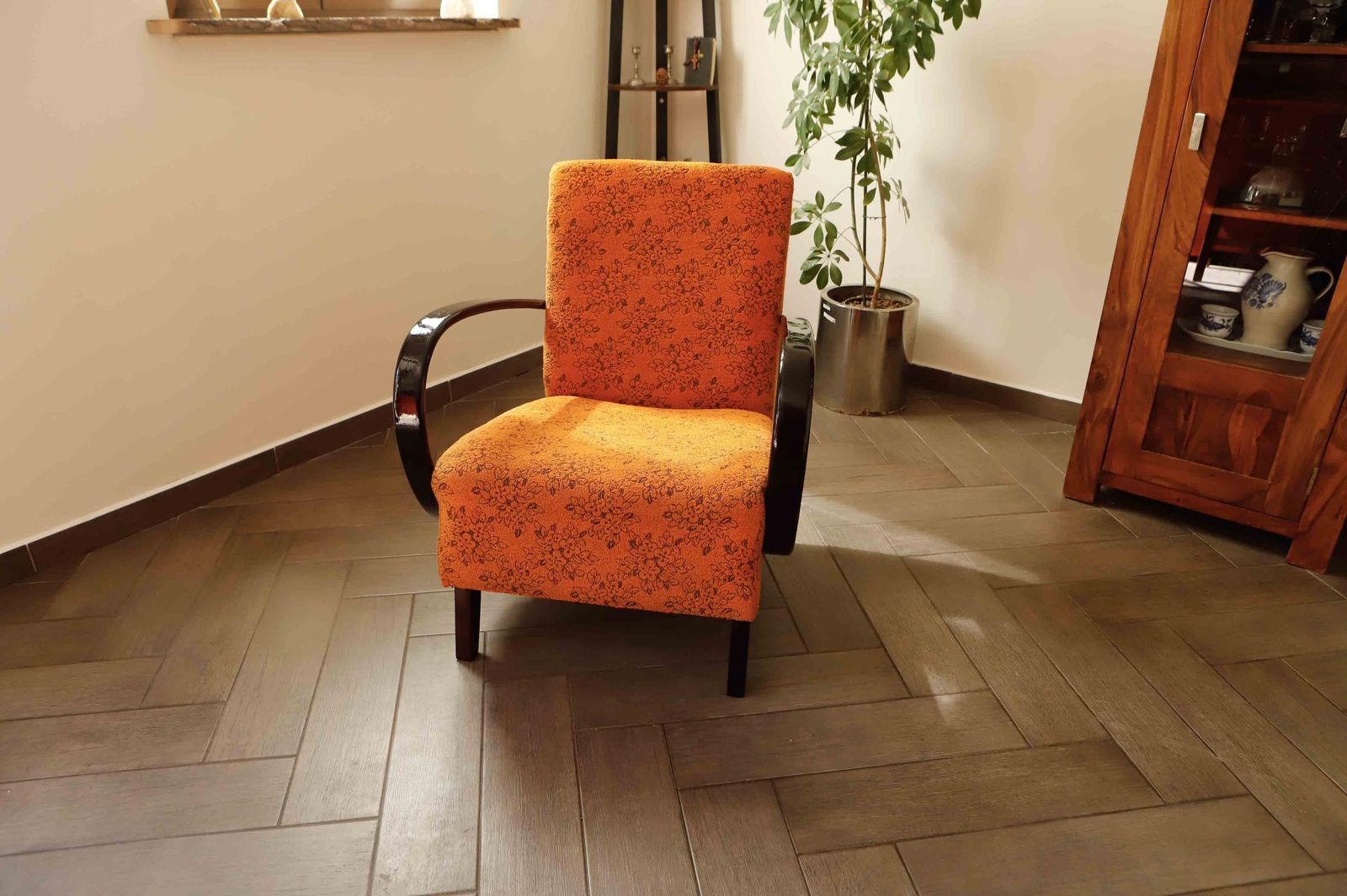 Functionalist Armchair C By Jindřich Halabala – Original Upholstery photo furniture
