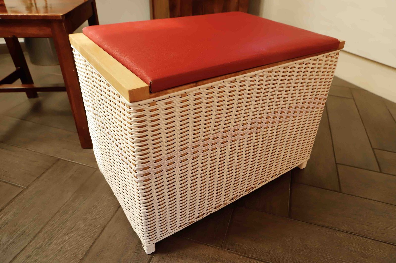 photo furniture Retro Rattan Chest For Seating And Storage