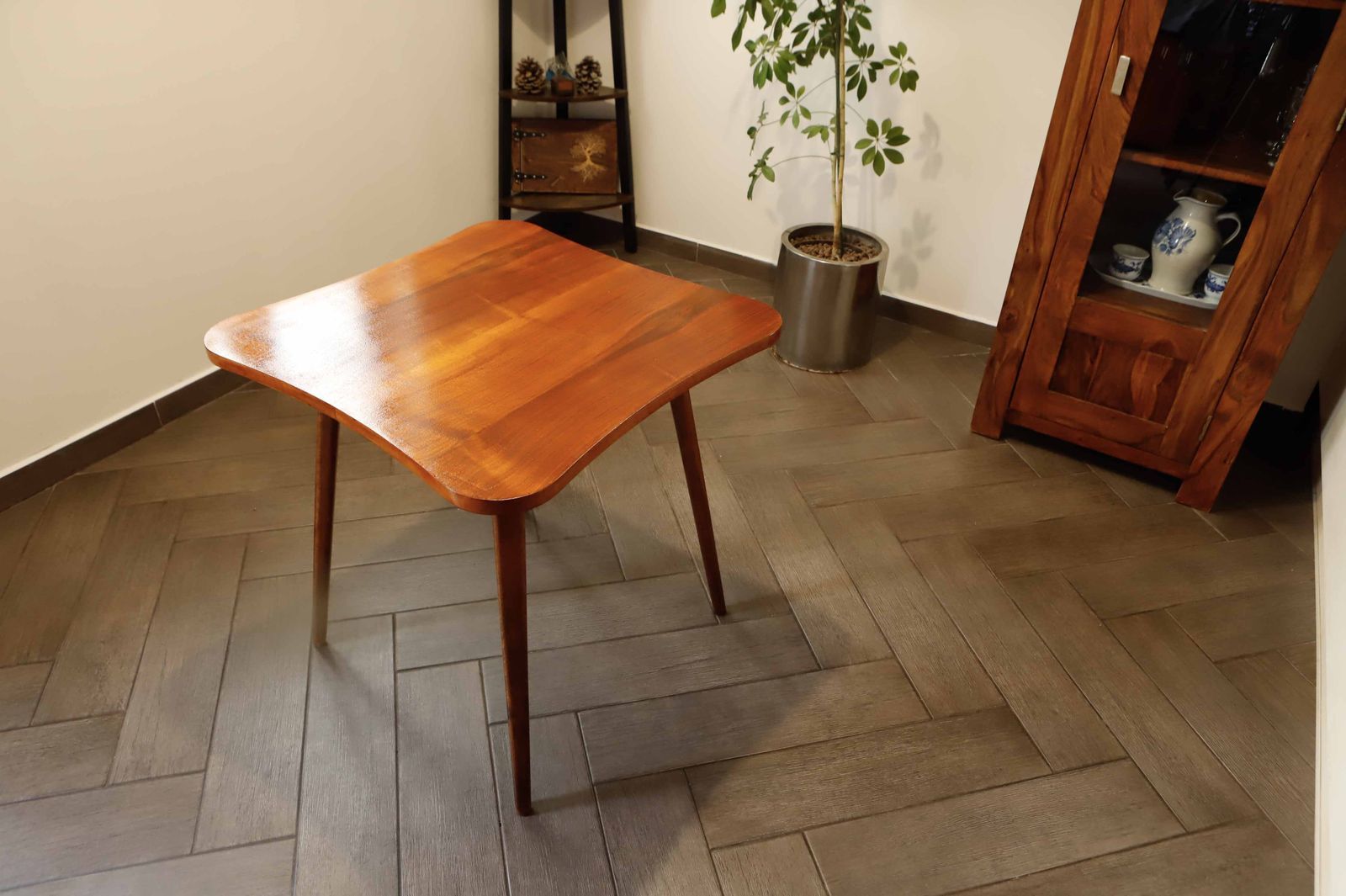Cloverleaf Coffee Table, 1960s photo for sale