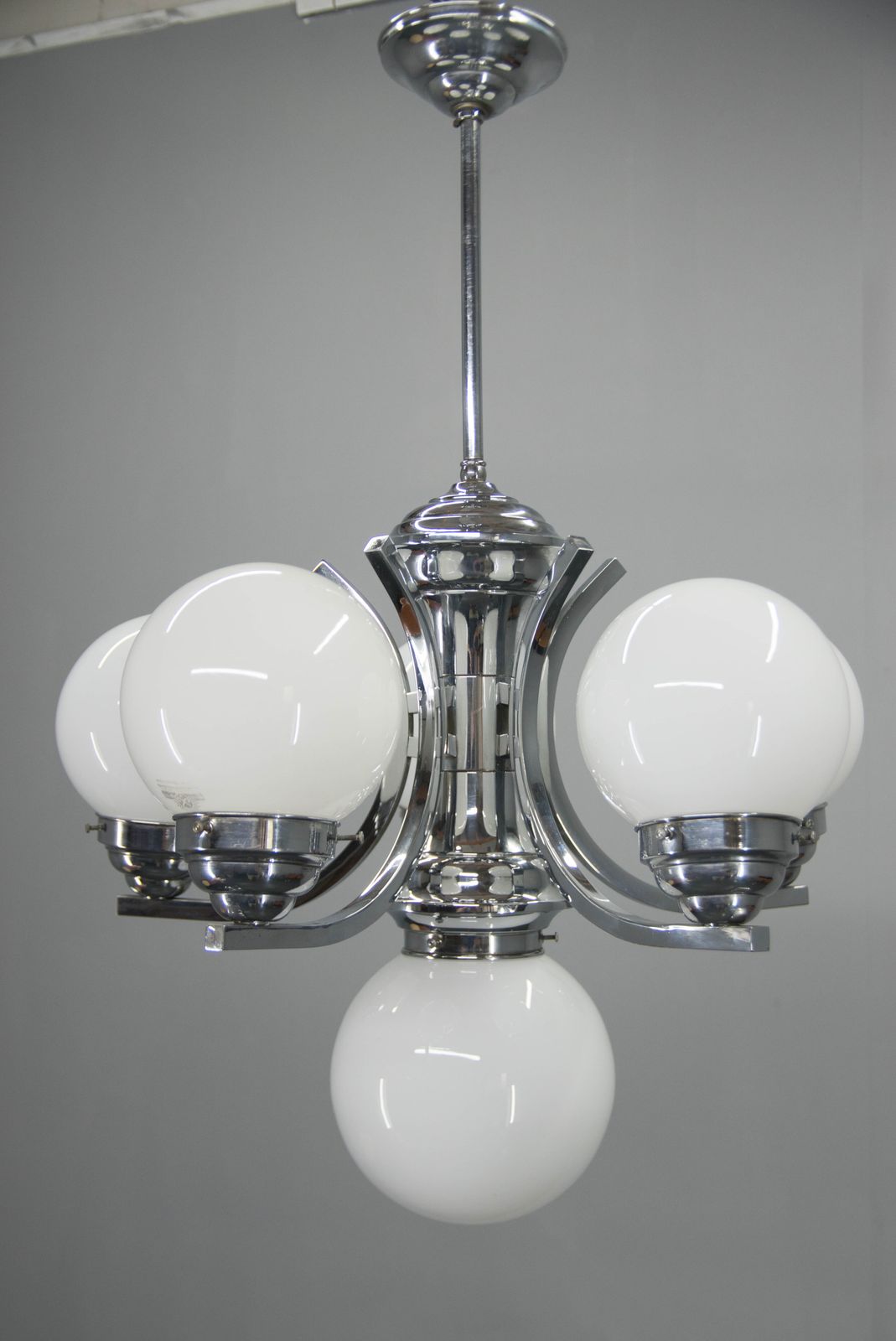 Big Art Deco 6 Flamming Chrome And Glass Chandelier, 1930s