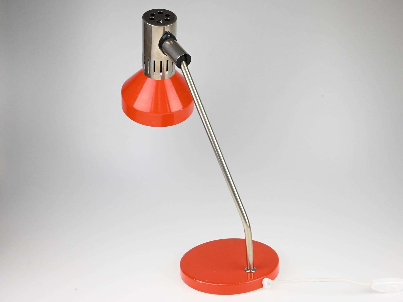 Vintage Red Table Lamp, Aka Ddr Lamp, Red Lamp, Mid Century Lamp, Table Lamp, Desk Lamp, Bedside Lamp, Table Light, Lighting, Vintage Lamp photo vinterior