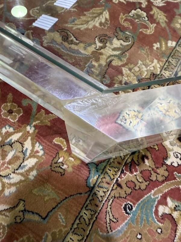 Table Basse En Altuglas Et Verre photo furniture