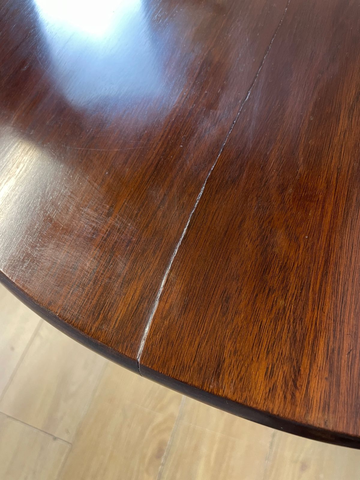 Georgian Mahogany Tripod Table With Gun Barrel Stem Circa 1790 photo 395.0