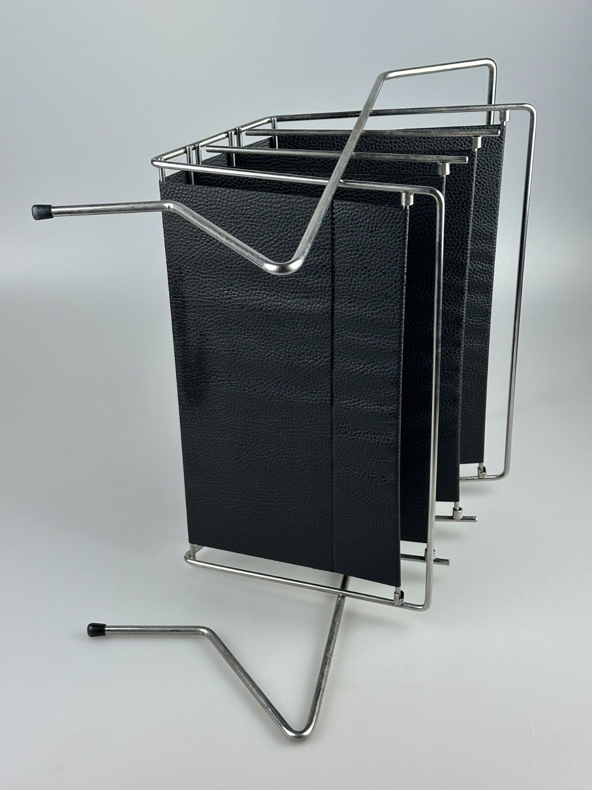 261.0 60s 70s Newspaper Holder Magazine Rack Metal Plastic Space Age photo