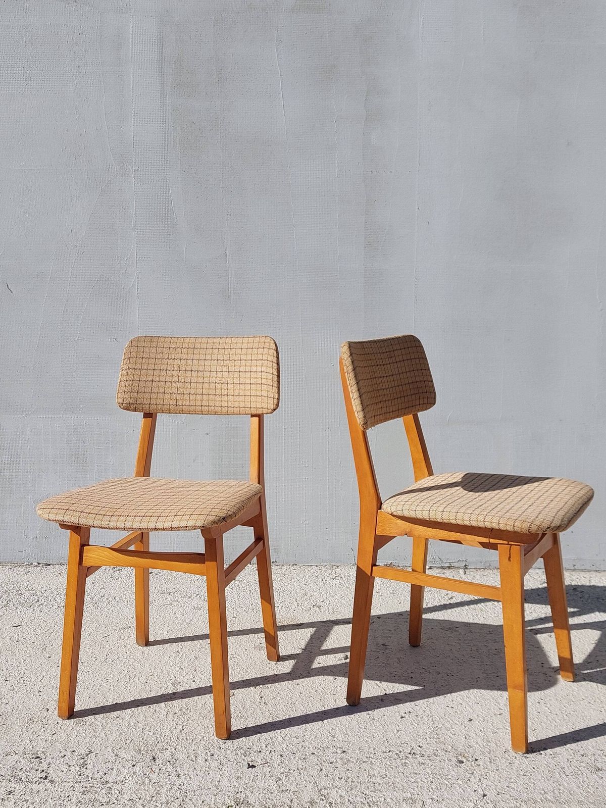 photo furniture Retro Chair / Retro Dining Chair / Retro Furniture / Retro / Mid Century Modern / Mid Century Modern Chair / 70's