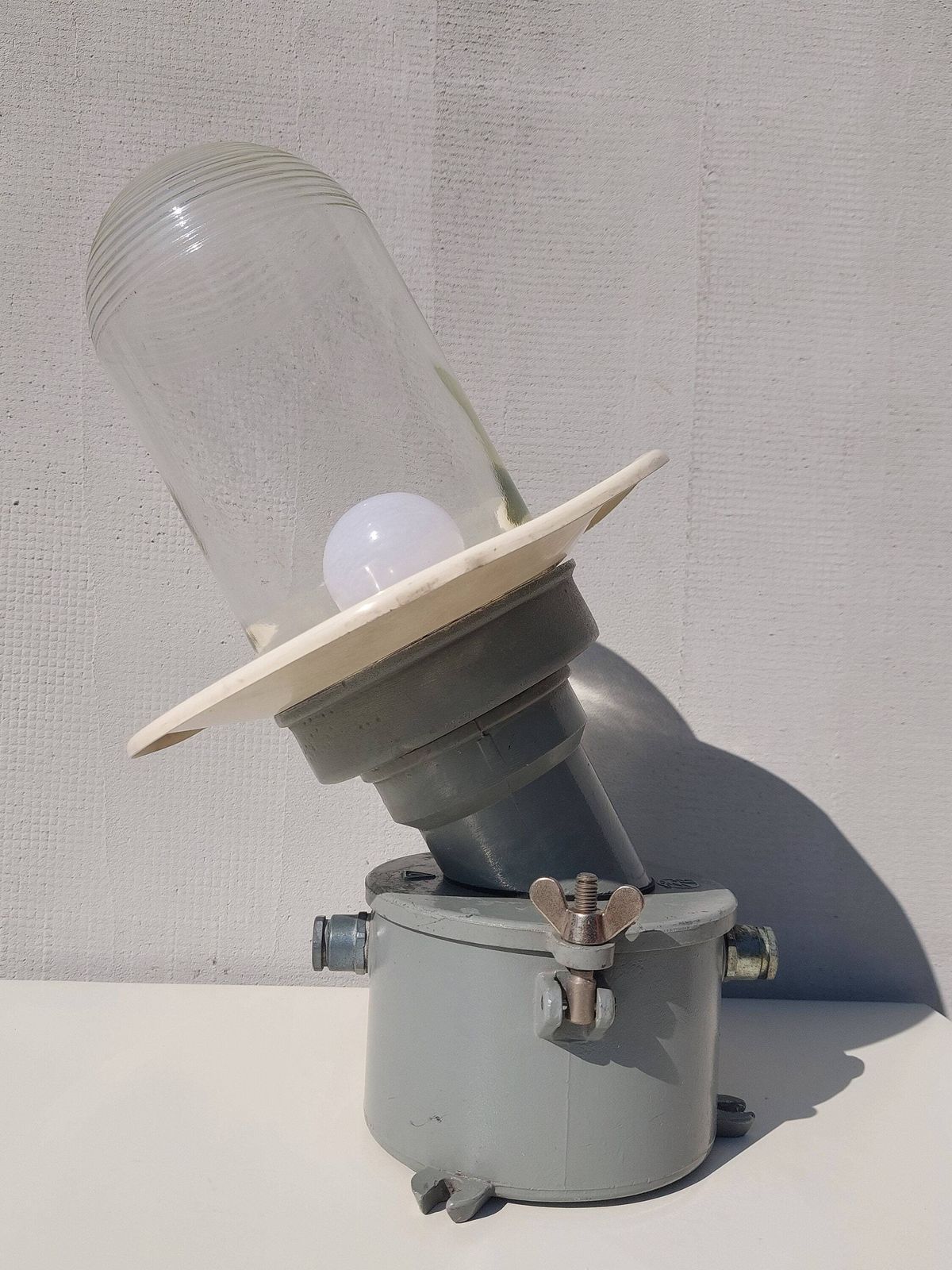 Xl Vintage Industrial Wall Lamp / Sconce /Barn Light / Enamel Industrial Lighting /Mcm Wall Lamp /Retro Outdoor Lamp/ Industrial Style /60's