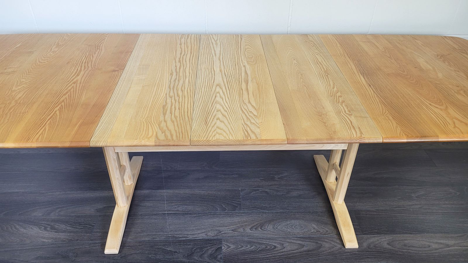 Ercol Burford Grand Extending Dining Table, 1990s photo vinterior