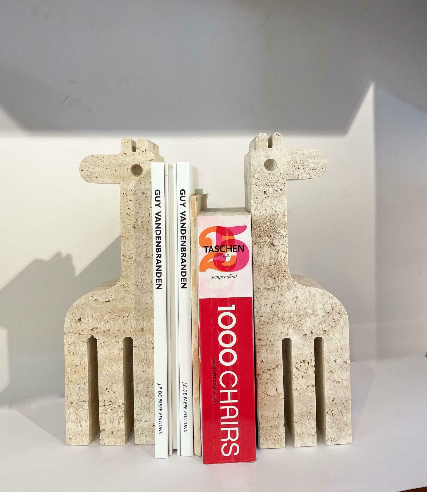 photo furniture Mid Century Pair Of Giraffe Bookends By Fratelli Mannelli, Travertine, 1970s