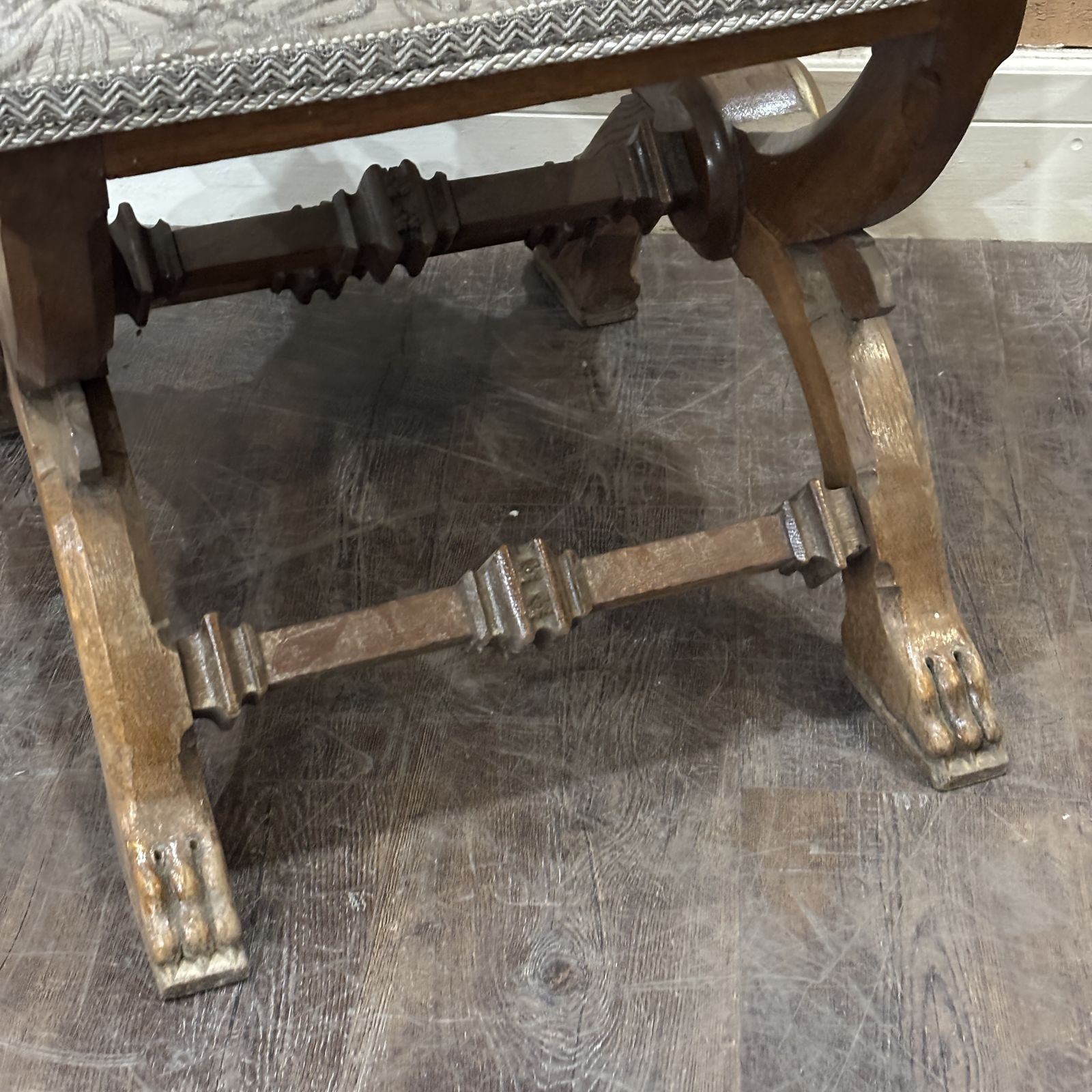 Mid Century Revival Chair With Ornate Detailing photo 675.0