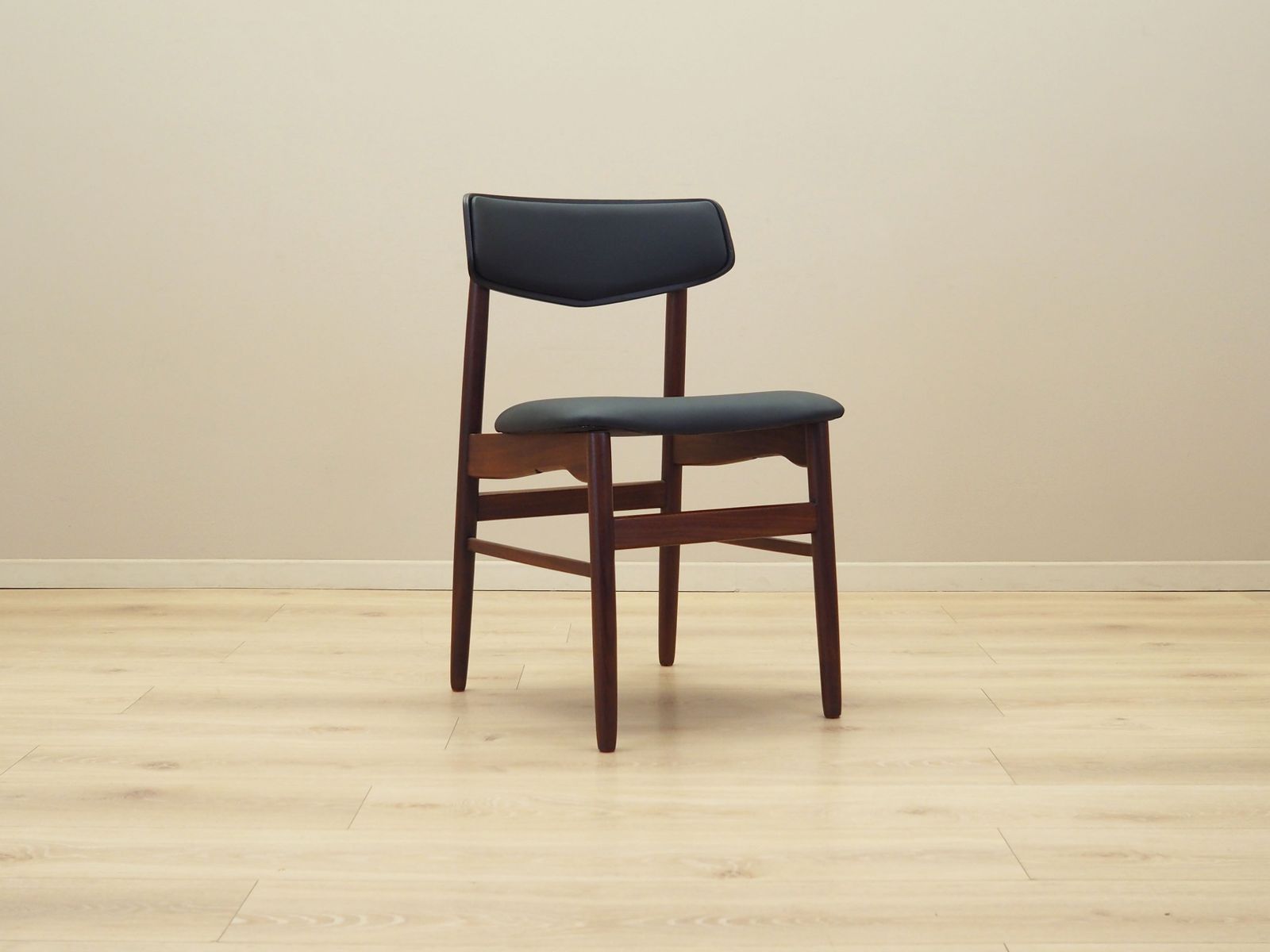 photo vinterior Set Of Four Teak Chairs, Danish Design, 1960s, Production: Denmark