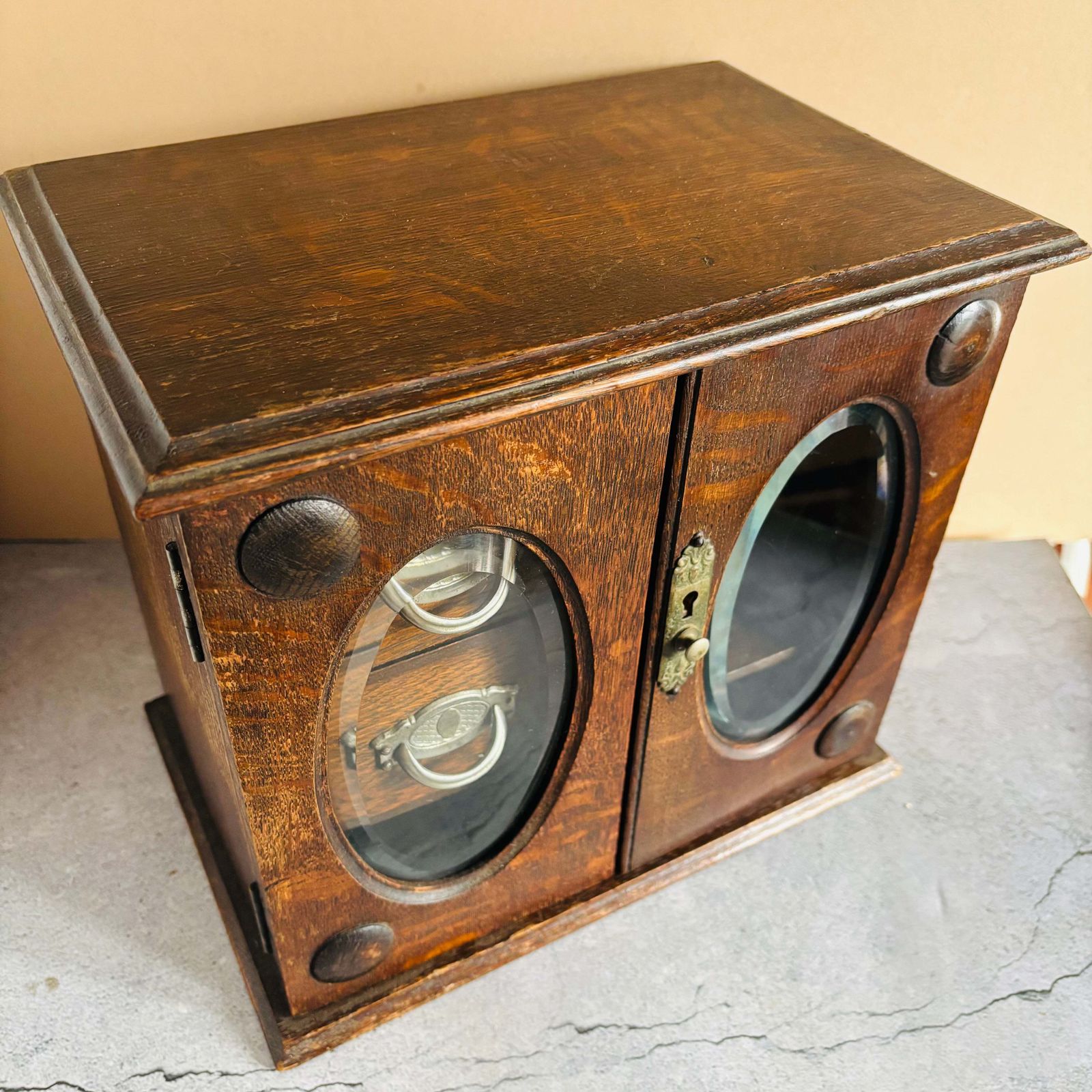 260.0 Arts & Crafts Oak Smokers Display Cabinet photo