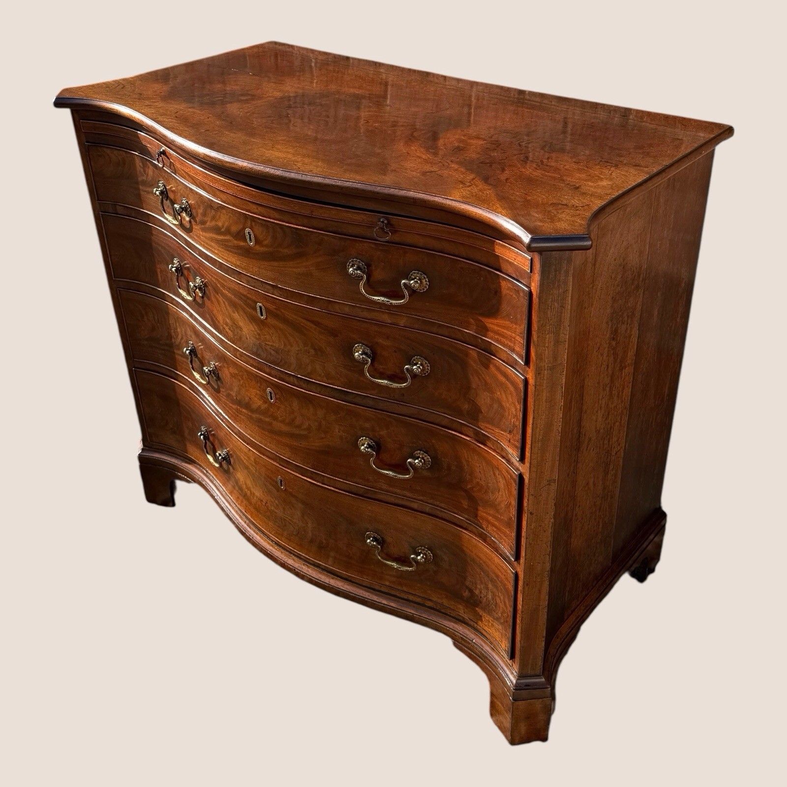 Antique Georgian 1760 Mahogany Serpentine Chest Of Drawers Writing Brush & Slide photo Furniture