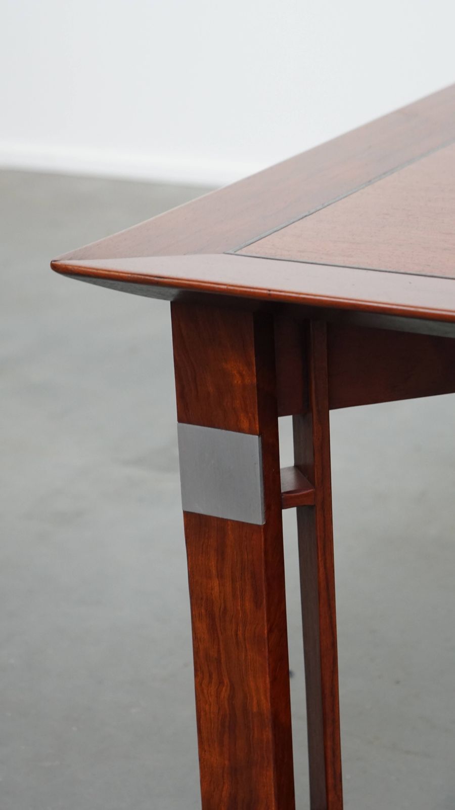 1123.3821 Grote, Vierkante Art Deco Salontafel – Schuitema Decoforma photo