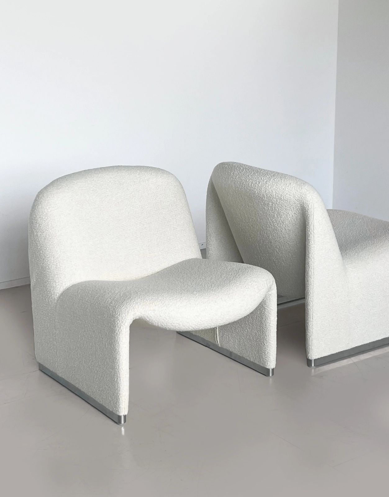 Pair Of Alky Lounge Chairs By Giancarlo Piretti photo for sale