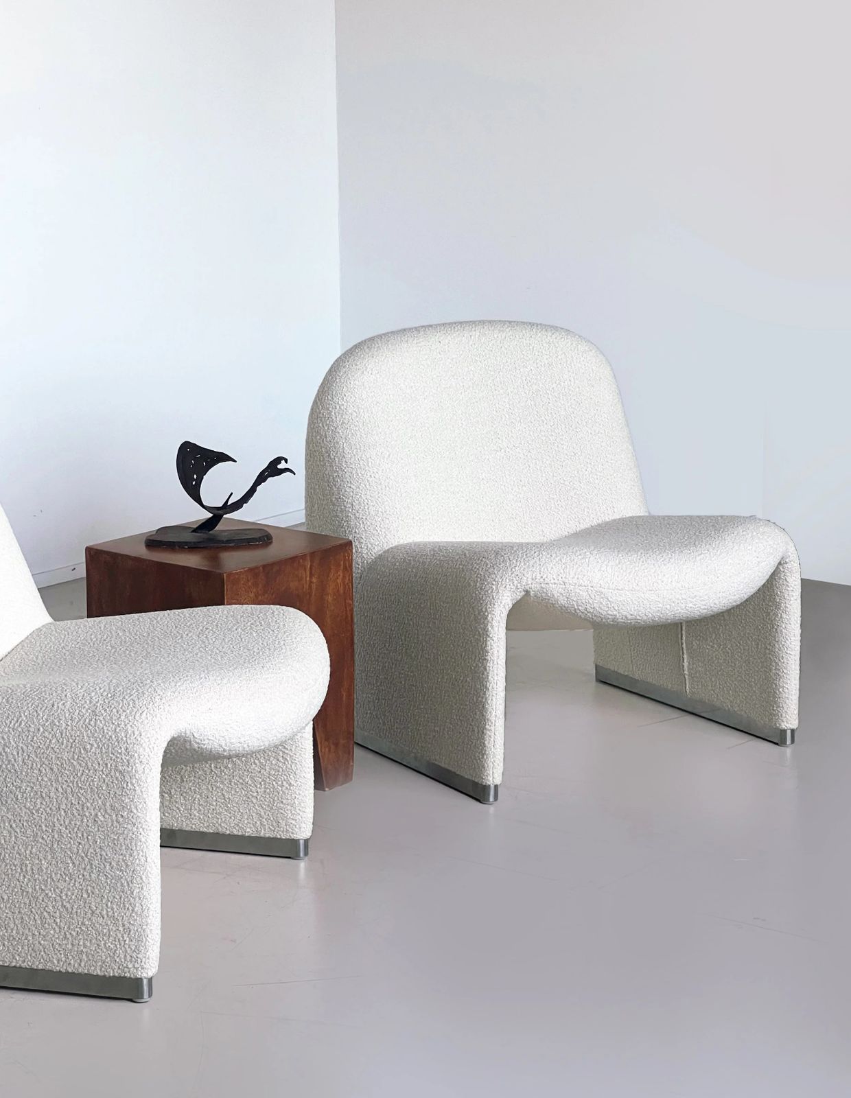 Pair Of Alky Lounge Chairs By Giancarlo Piretti photo buy