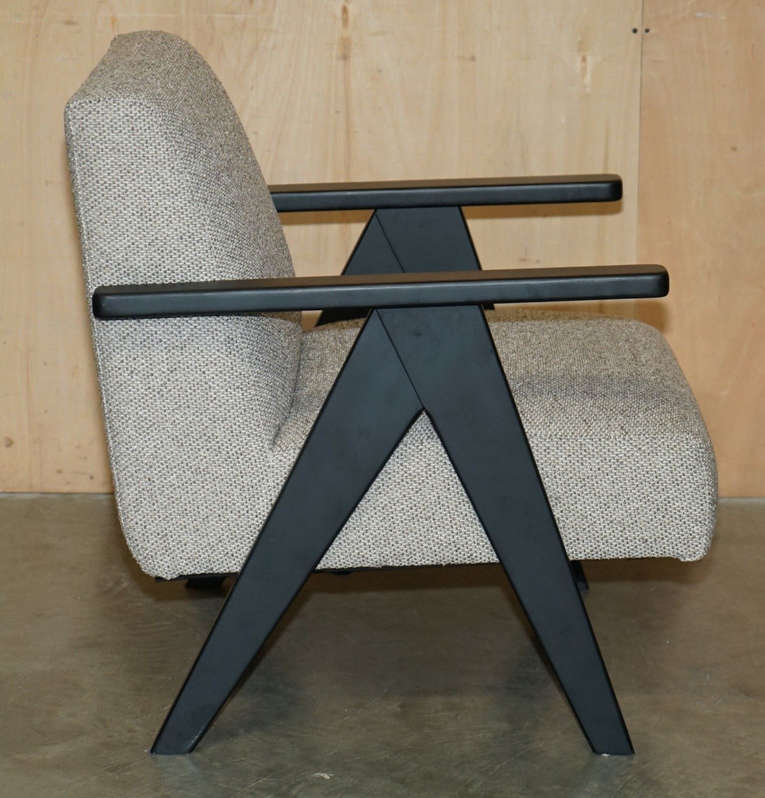photo furniture New Exdisplay Nordic Style Edgar Armchair With Beech Wood Frame & Oatmeal Fabric