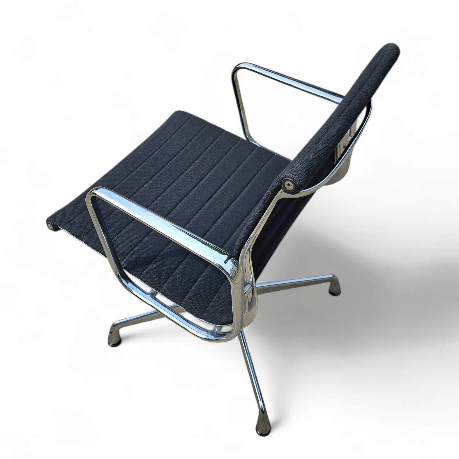 photo buy Ea 107 / 108 Alu  S / Eames / Vitra Office Chair / Black Hupsak Fabric / Chrome Frame