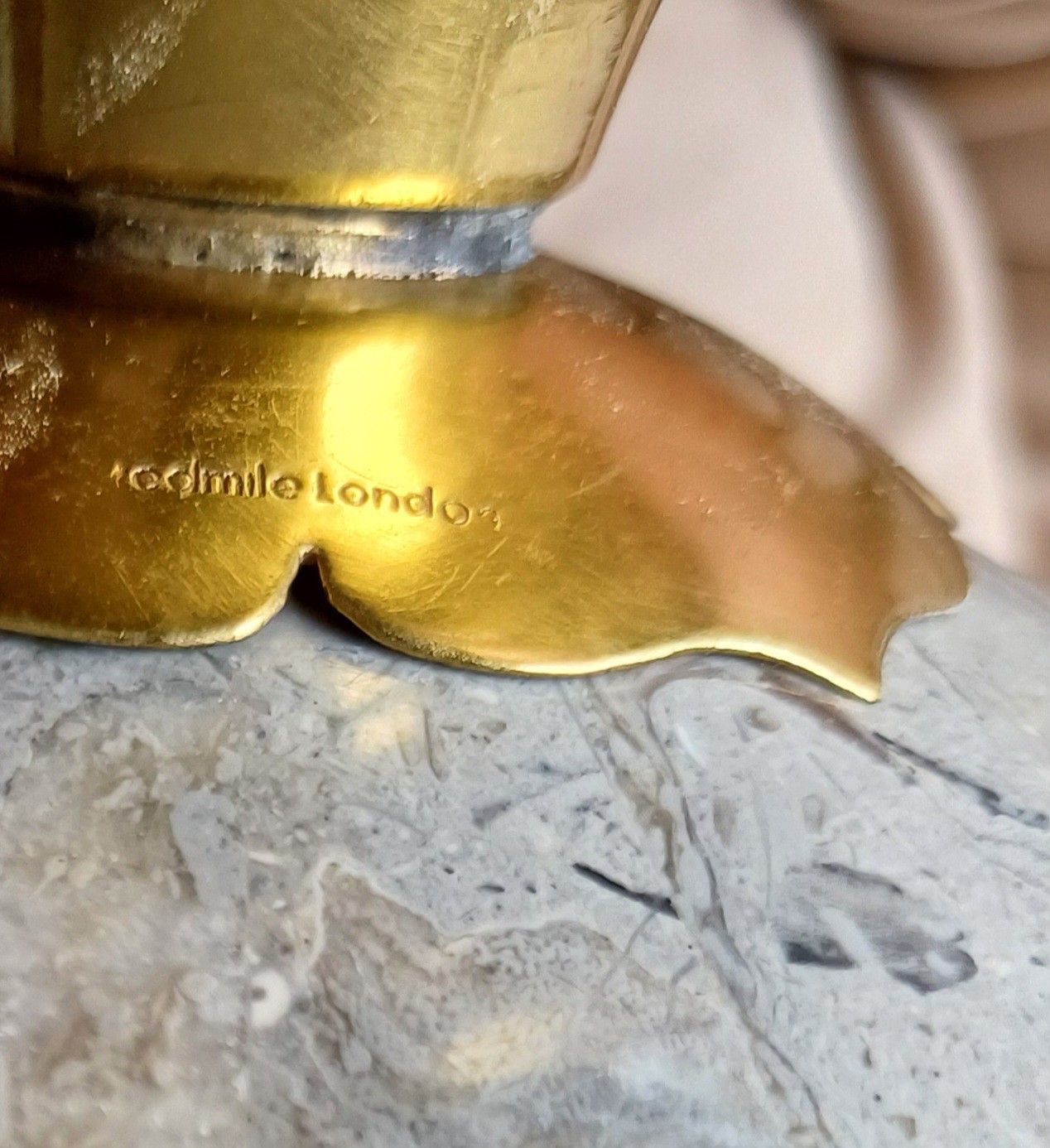 photo vinterior Rare Pair Anthony Redmile Globes  Castellated Polished Stone And Signed