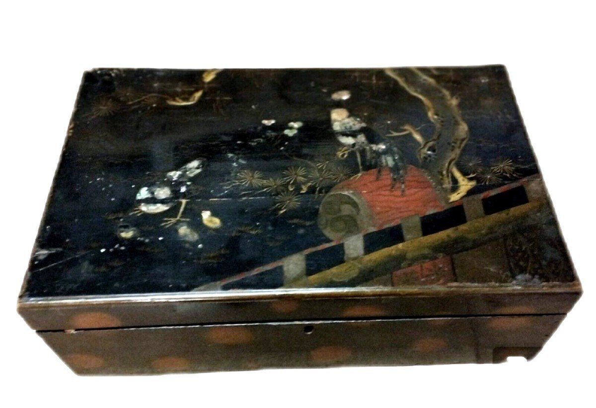 Napoleon III Painted Wood Casket With Chinoiserie And Mother Of Pearl Inlays photo for sale