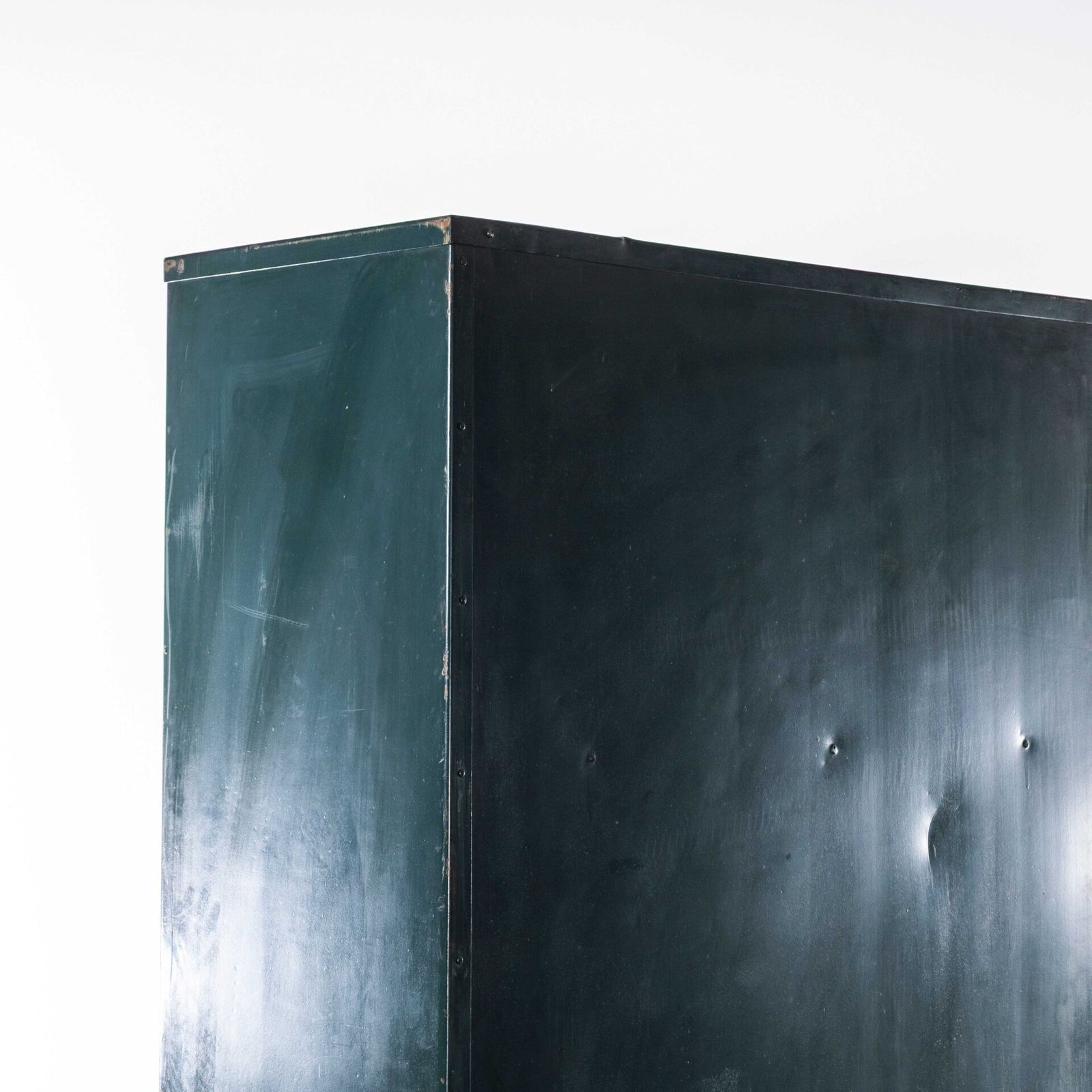 photo furniture 1920’s French Industrial Metal Cabinet Dark Green – Twenty Seven Klappets