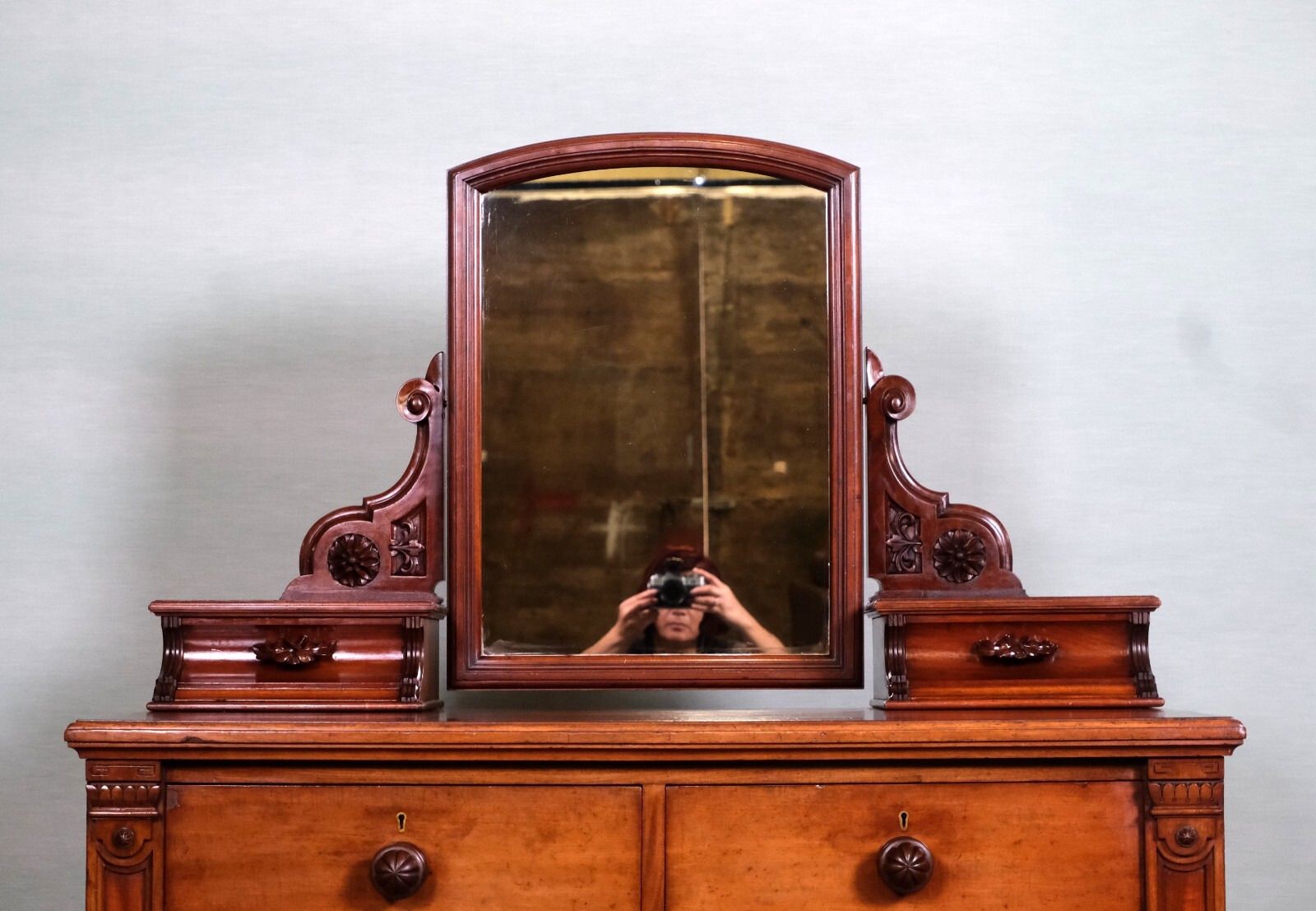 Brown Victorian Chest Of Drawers/ Dressing Table With Mirror & Drawers photo vinterior