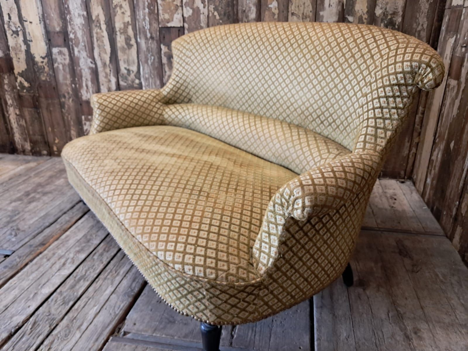 Napoleon III Sofa photo furniture