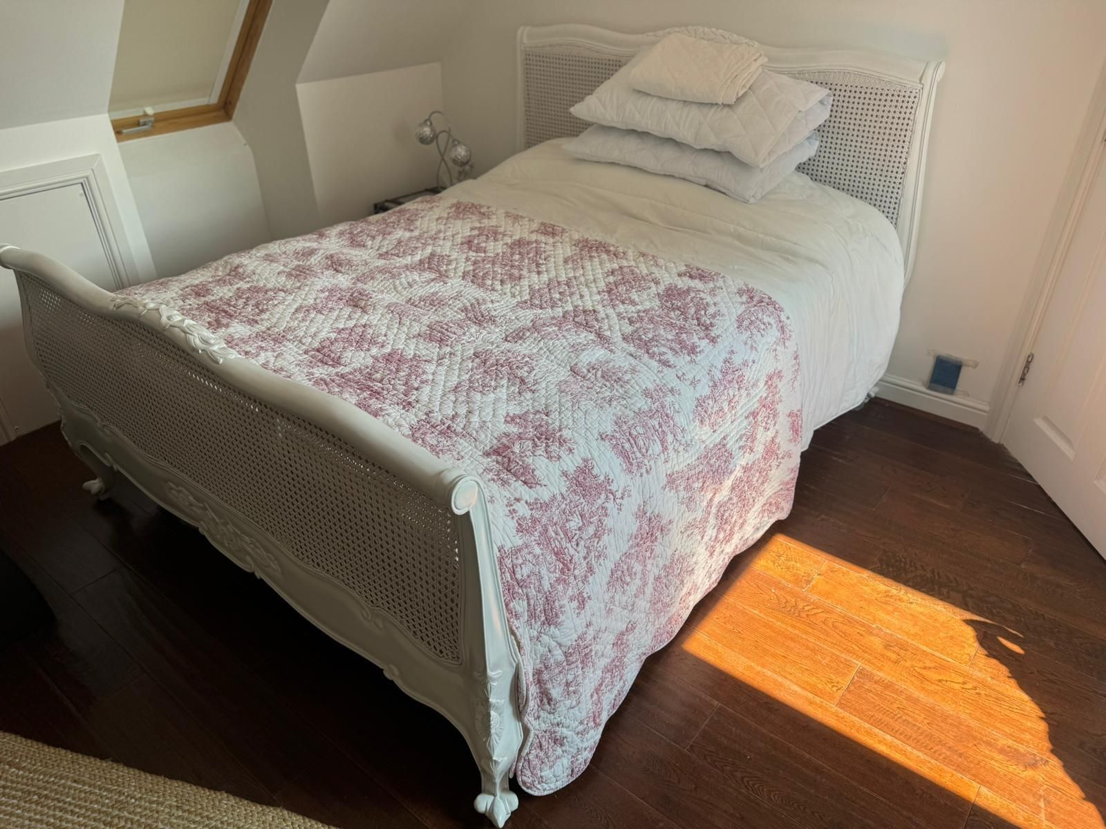 White Louis Rattan French Bed King Size New Never Used photo Furniture