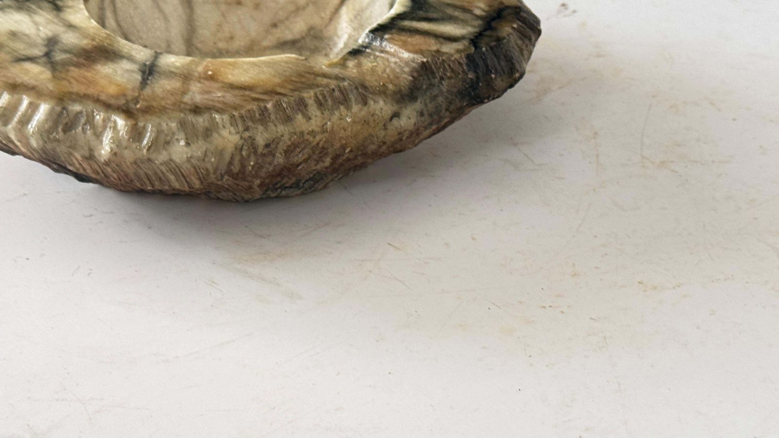 White Green Grey Marble Ashtray With Decorative Marble Egg – Italy, 1960s photo vintage