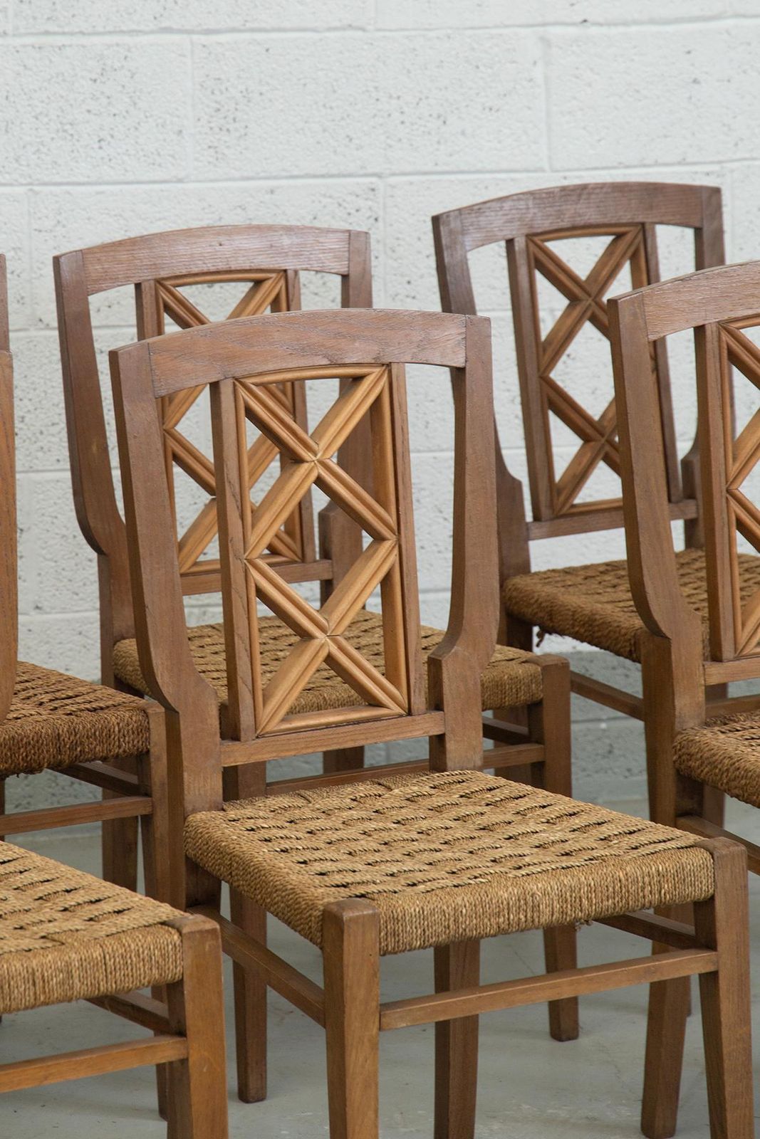 photo furniture Set Of Eigth Italian Dining Chairs By Paolo Buffa Attr. In Rope