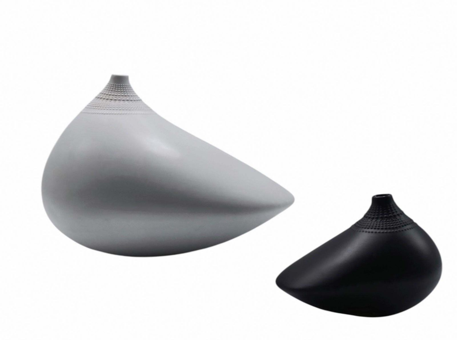 Tapio Wirkkala For Rosenthal Studio Line Porcelain Vases "Chicken" , 1970s photo Home Decor