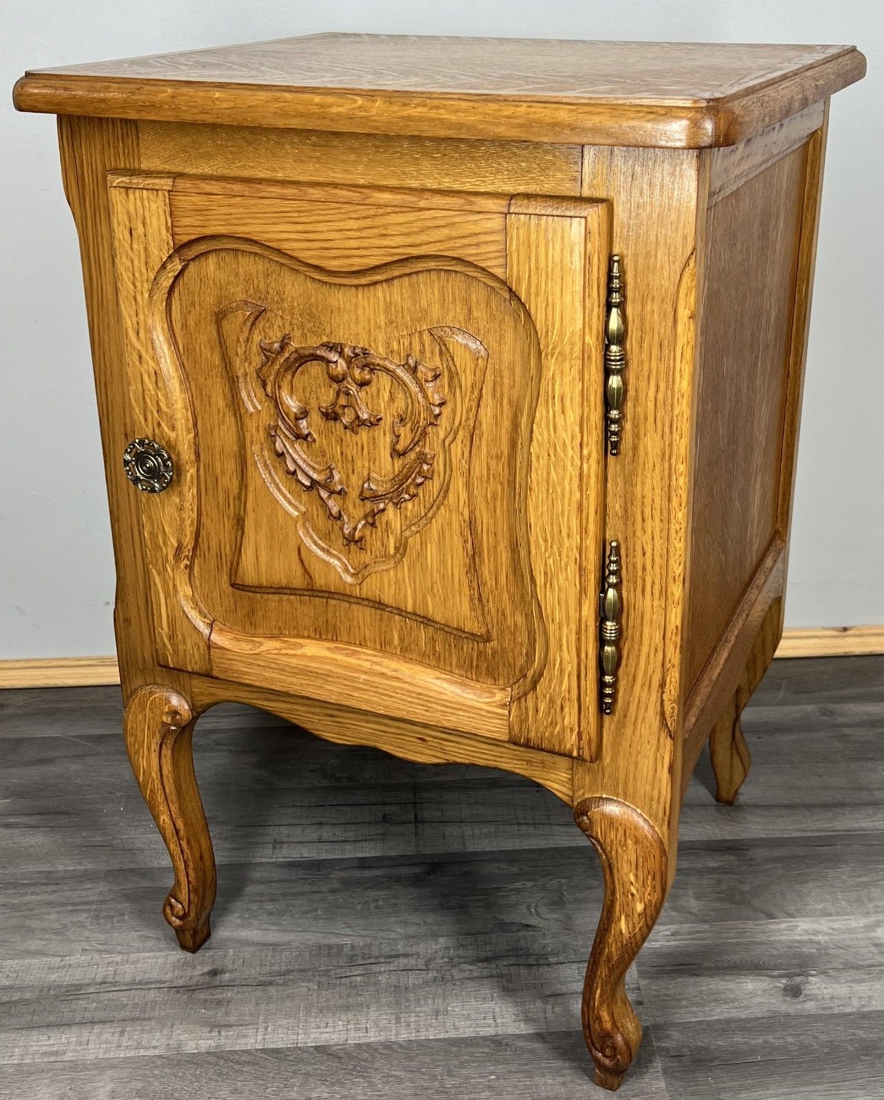 Bedside Cabinet Vintage French Louis XV Style Oak Carved Nightstand Lot 4006 photo furniture