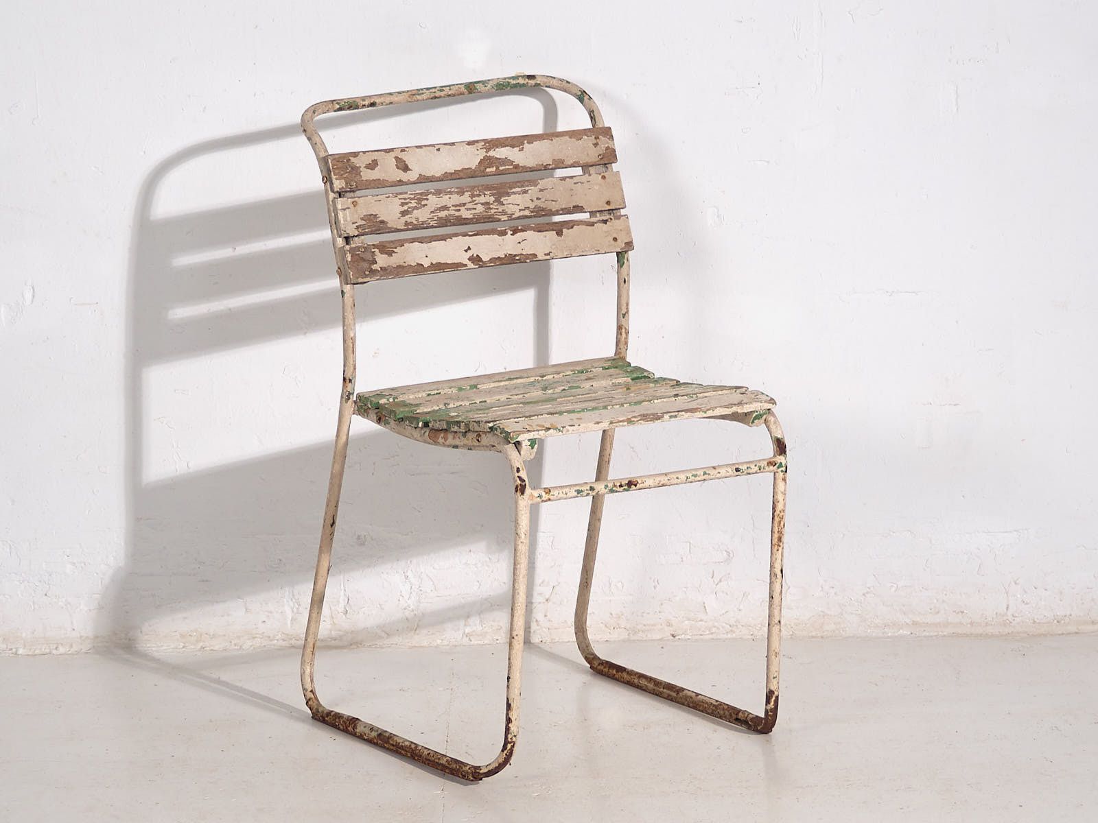 Antique White Garden Chairs (C.1920). Set Of 4 Pieces #35 photo vintage