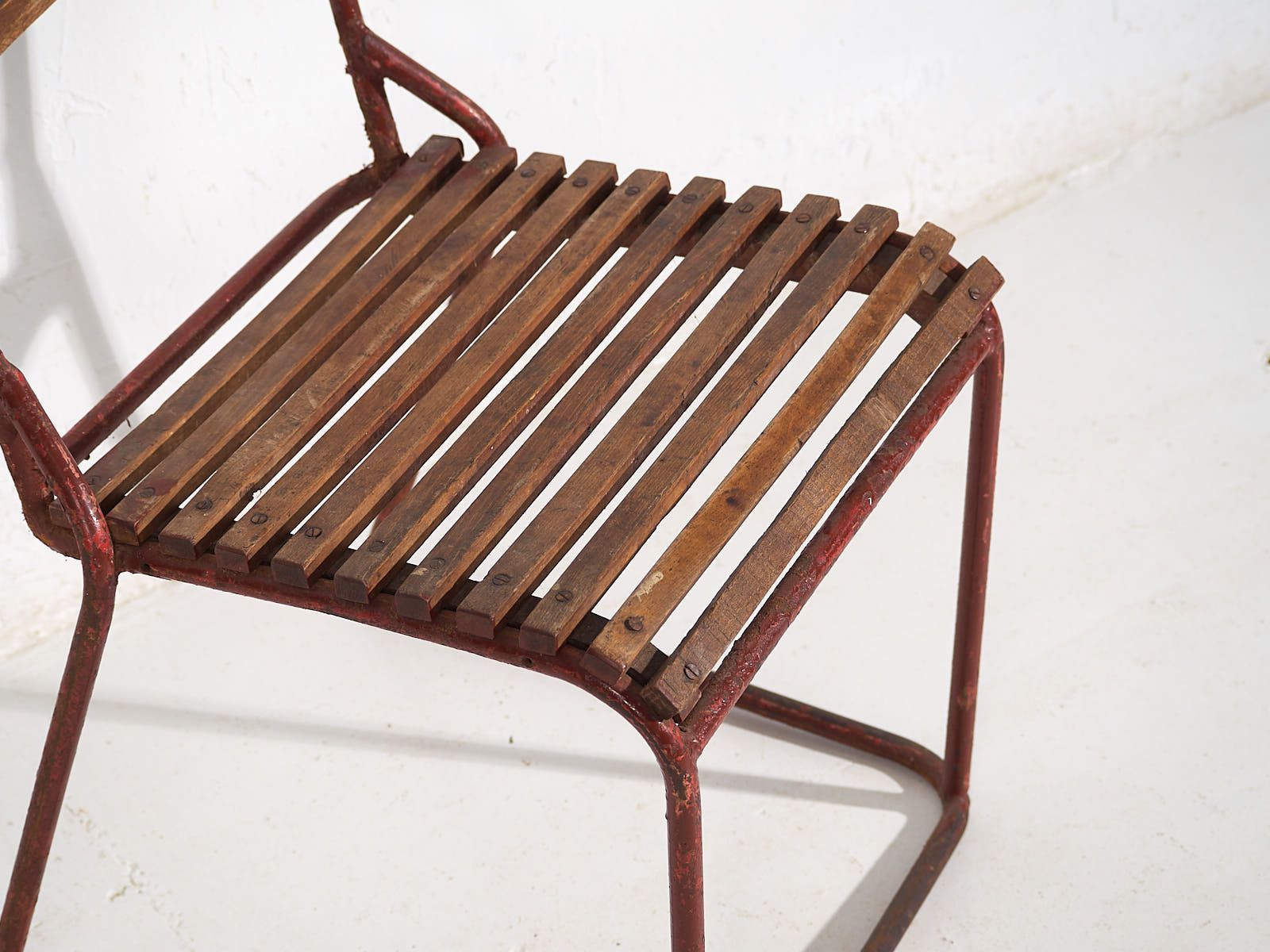 photo furniture Antique Outdoor Chairs (C.1920). Set Of 4 Pieces #16