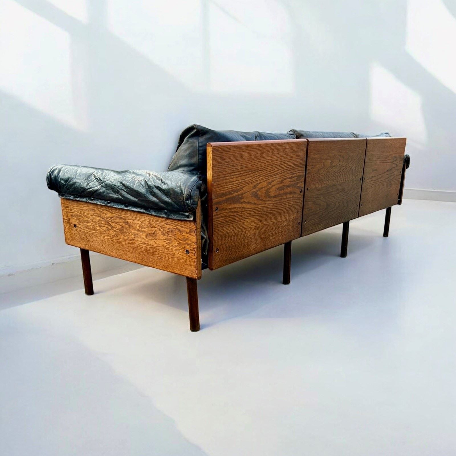 'Ateljee' Leather And Ash Sofa And Armchair By Yrjö Kukkapuro For Haimi Finland photo buy