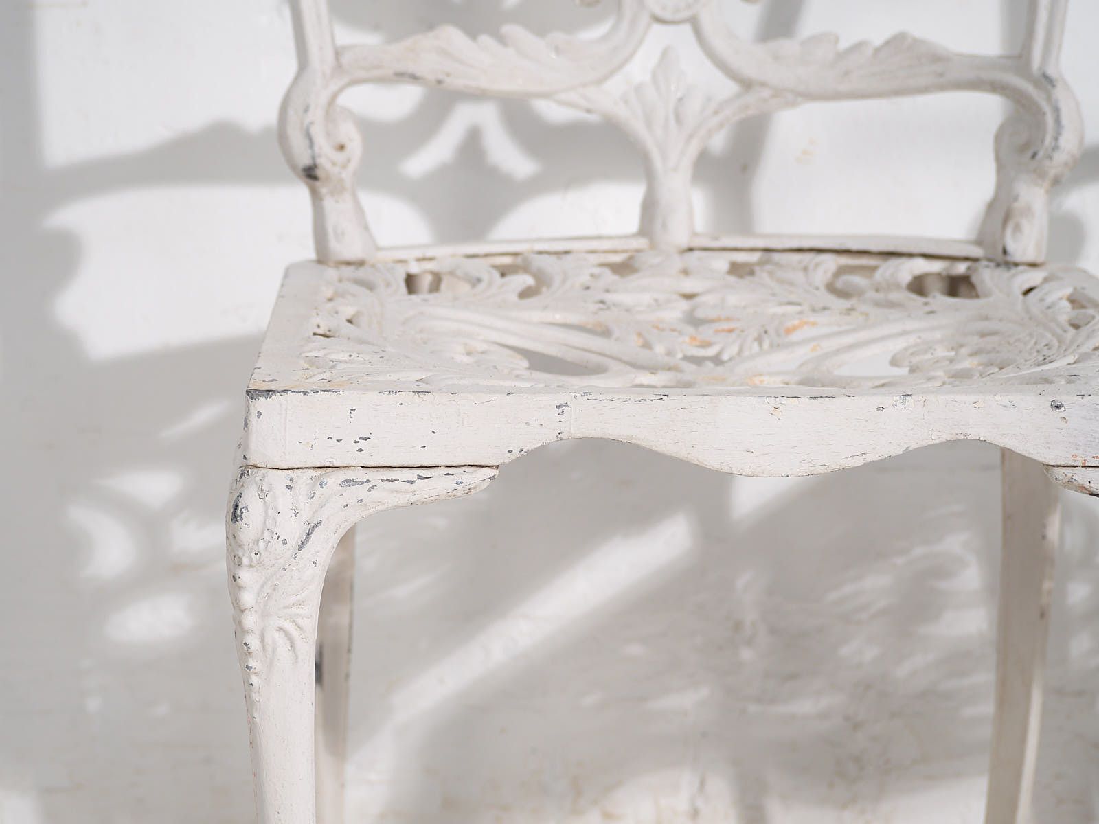 Vintage White Garden Table And Chairs (C.1950). Set Of 5 Pieces photo vintage