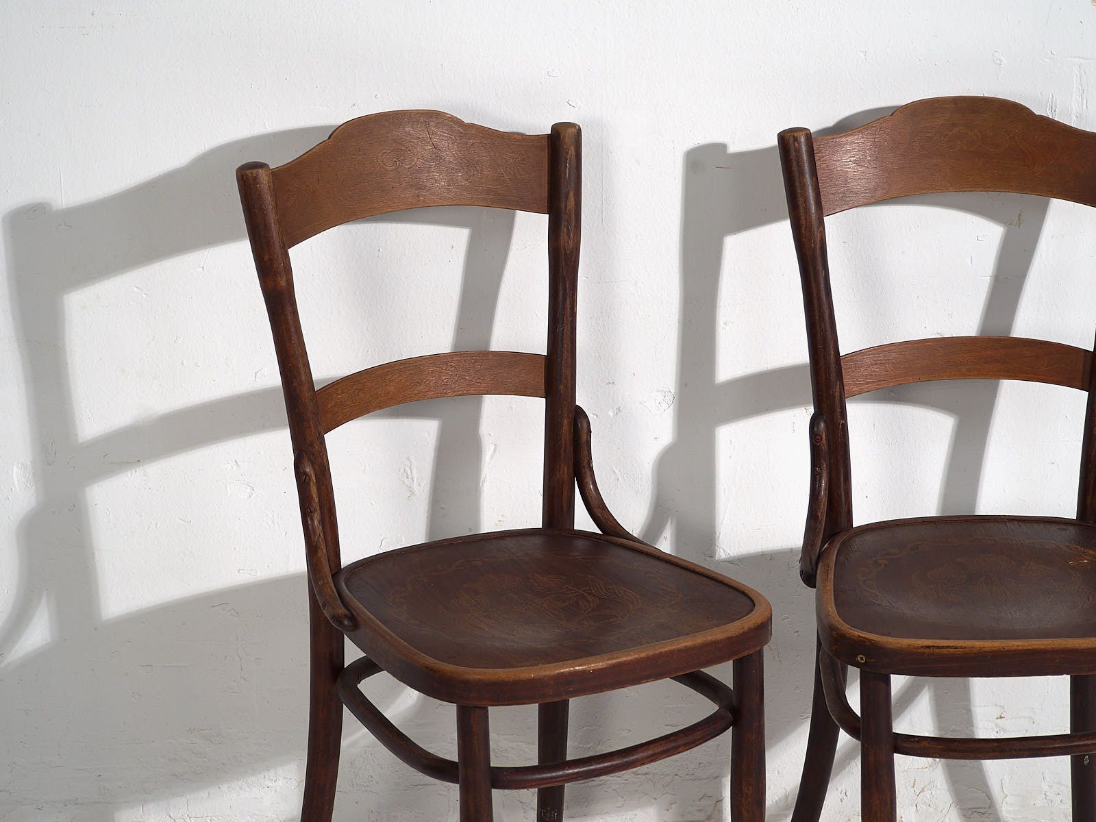 Antique Thonet Mundus Chairs (C.1920). Set Of 2 Pieces #2 photo furniture