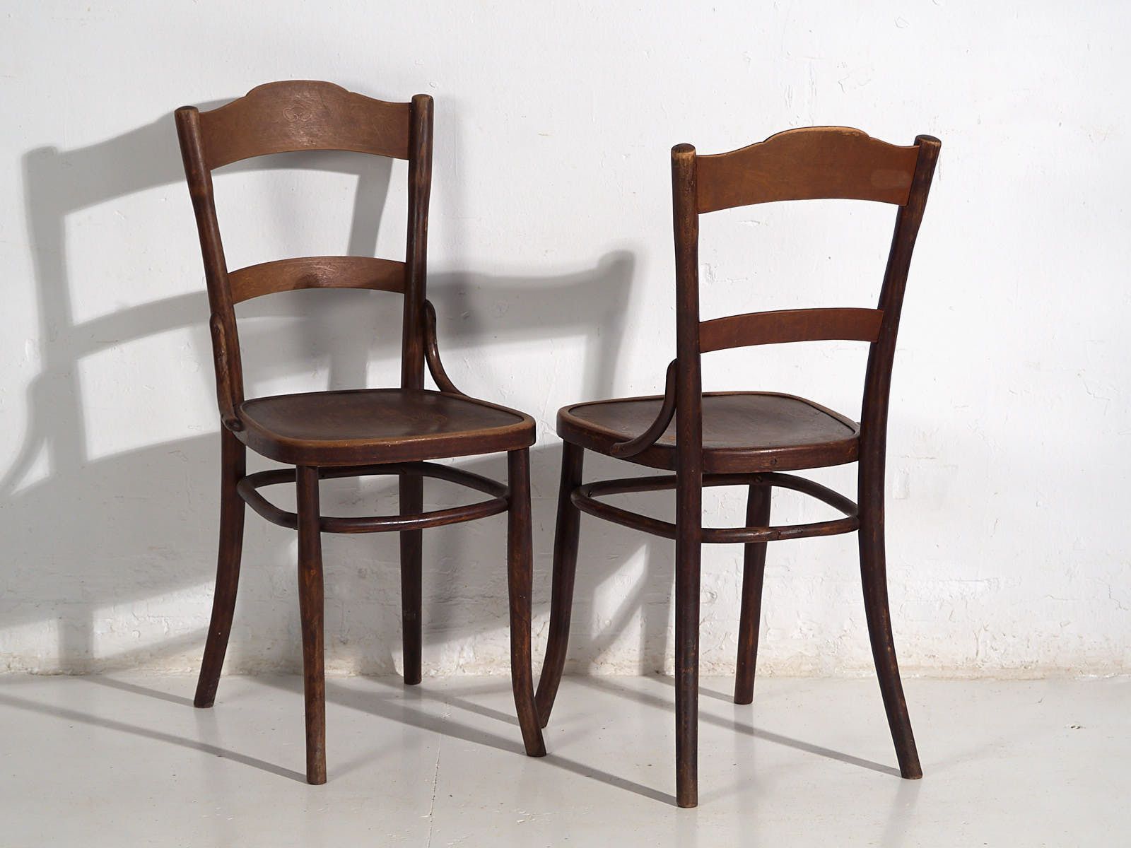 Antique Thonet Mundus Chairs (C.1920). Set Of 2 Pieces #2 photo for sale