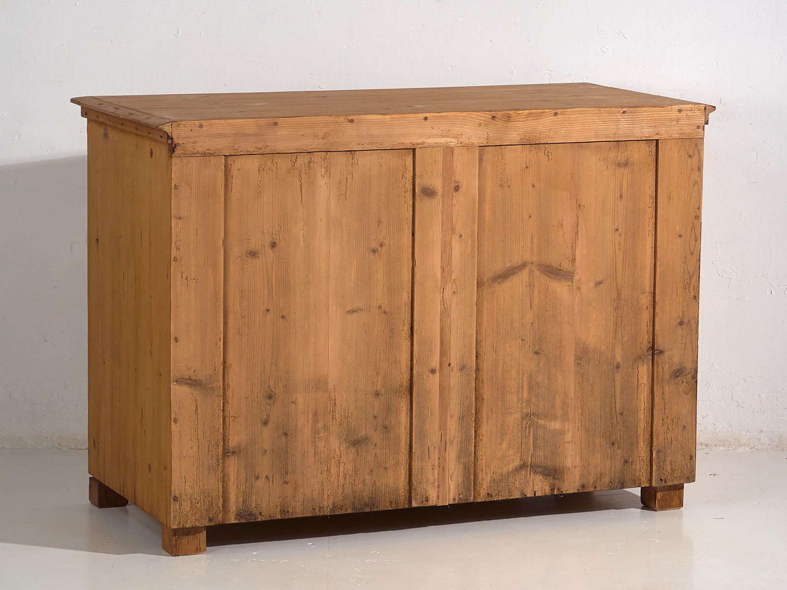 photo furniture Antique Three Drawer Dresser (C.1920) #17