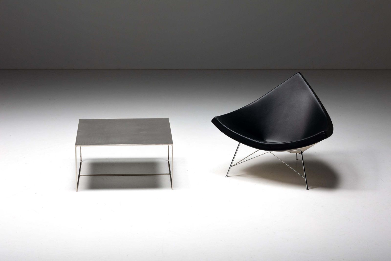 photo for sale Metal Square Coffee Table 'Duchamp' By Rodolfo Dordoni For Minotti, Italy, 1990s