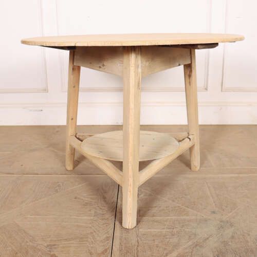 Welsh Cricket Table, 1800s, Antique photo furniture