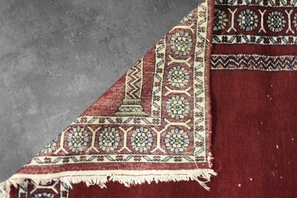 Textiles Vintage Hand Woven Oriental Pakistani Mihrab Prayer Rug, 1960s photo