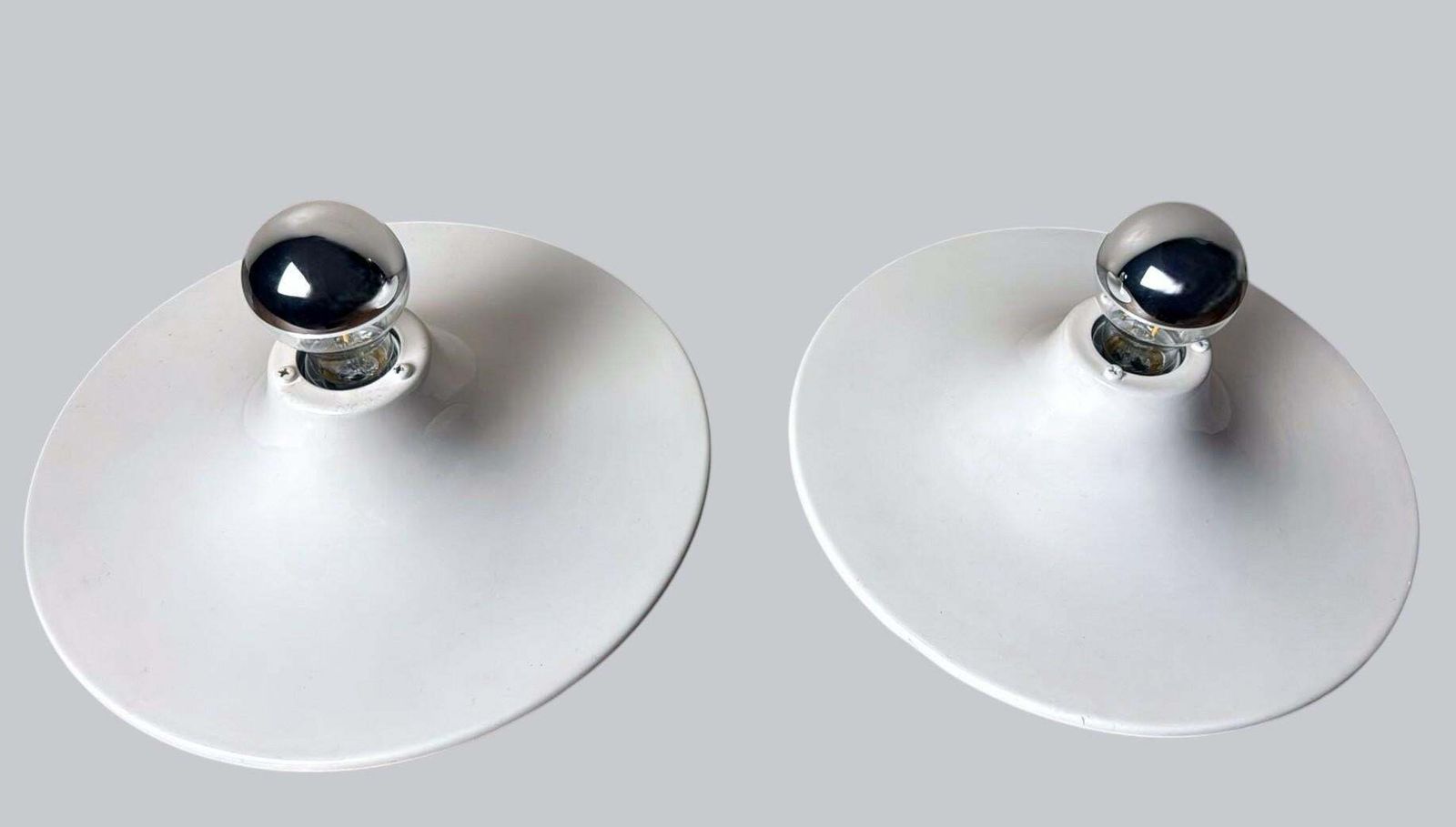 Gorgoni Gianluigi Style Pair Of Italian Ceiling Wall Lamps In Lacquered Aluminum photo for sale