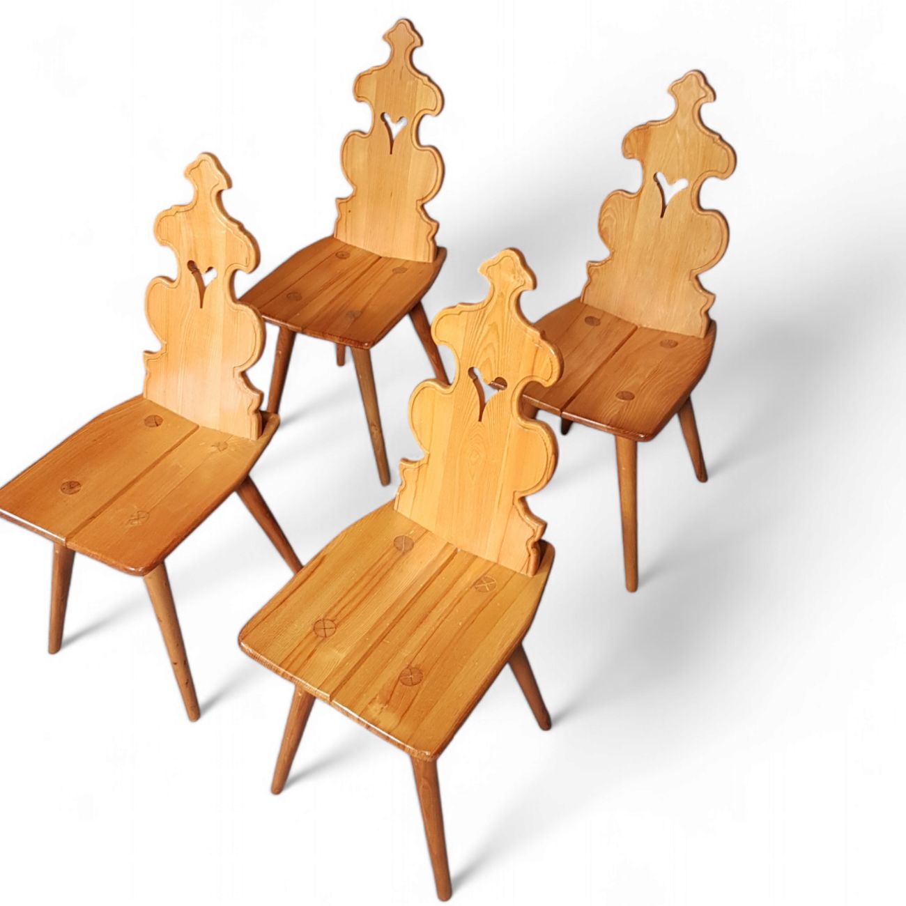 photo vinterior Vintage Mid Century Brutalist Style Design Tiroler Chair Set Of 4
