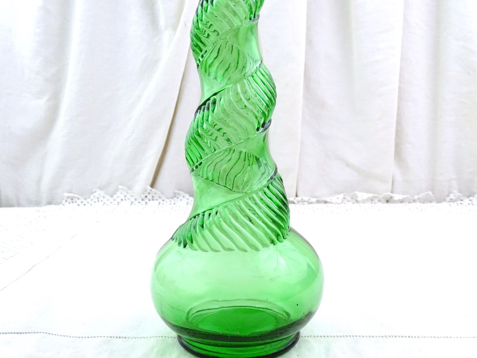 Large Tall Mid Century Vintage Italian Empoli Genie Bottle With Snakeskin Pattern, 1960s Green Glass Floor Decanter Carafe Pointed Stopper photo vintage
