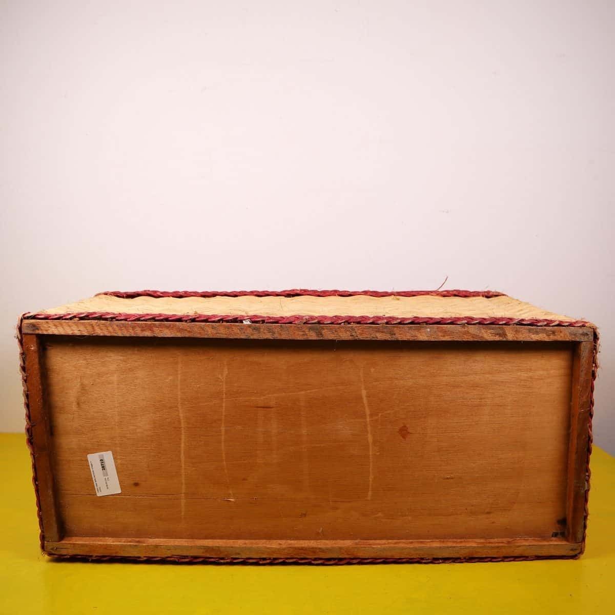 134.0 Vintage Wicker Dollhouse Basket photo