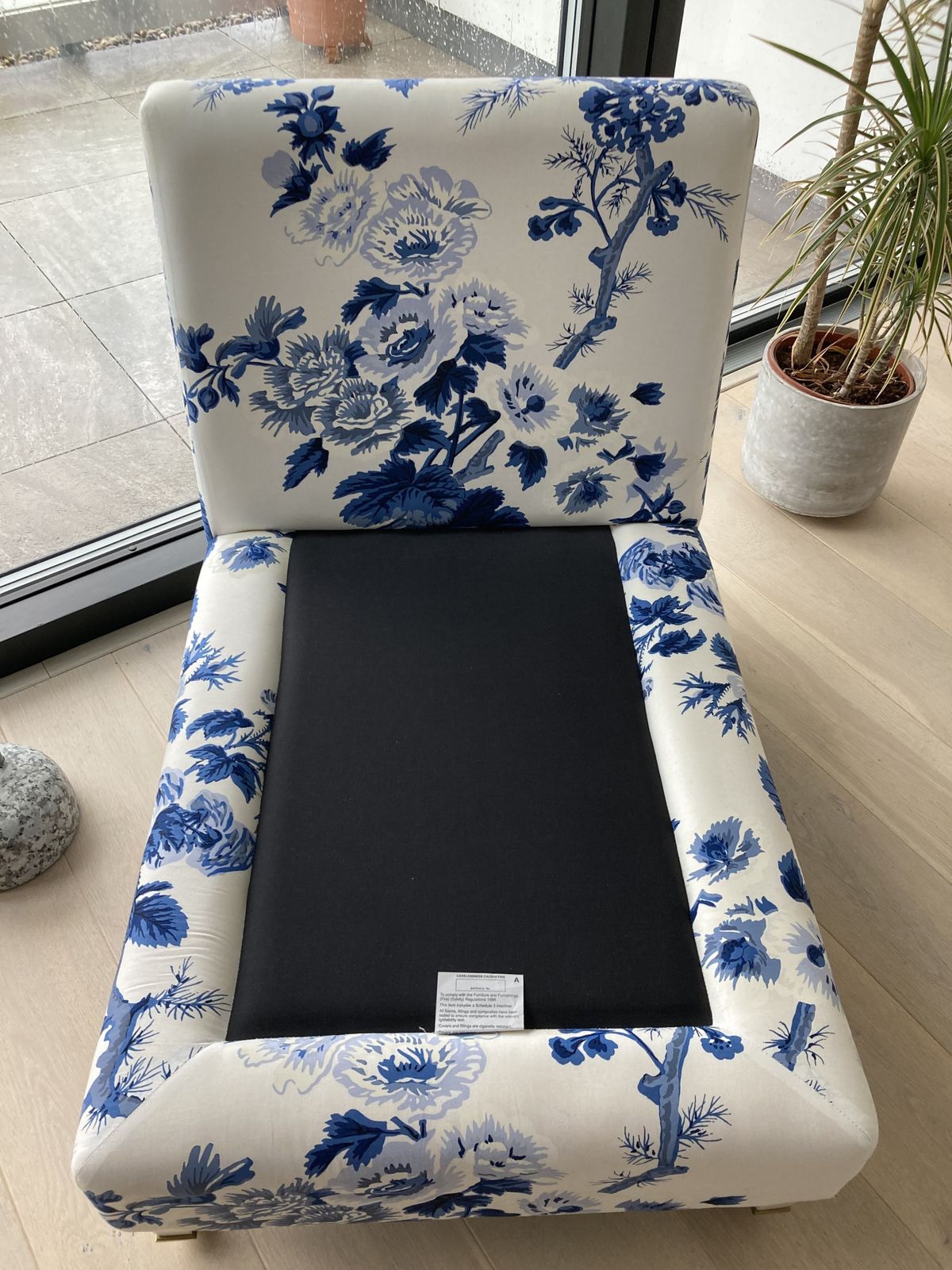 Slipper Chair   Pristine  Schumacher Hollyhock Pyne Indigo Fabric photo for sale