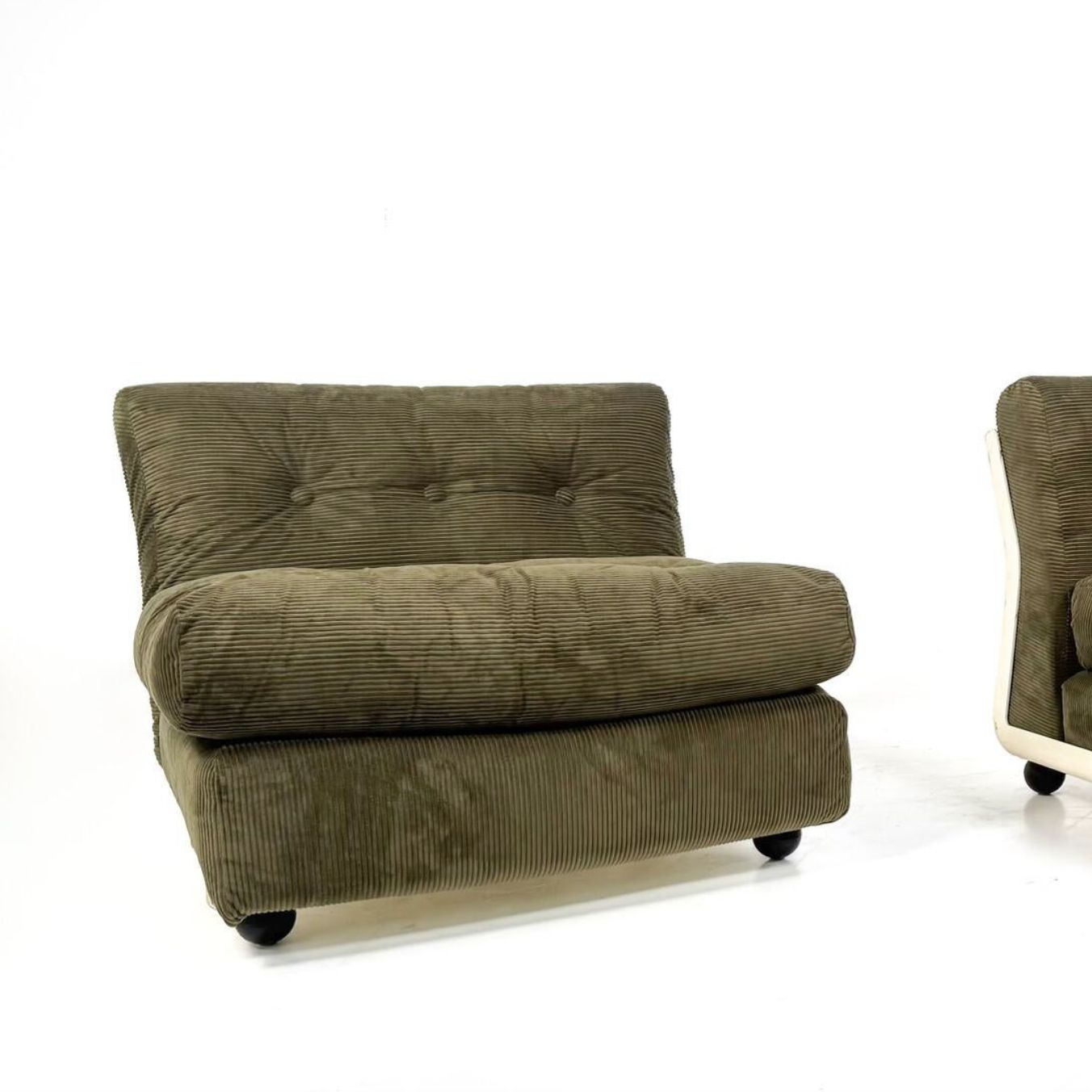 Mid Century Modern Pair Of “Amanta” Armchairs By Mario Bellini, 1960s photo for sale