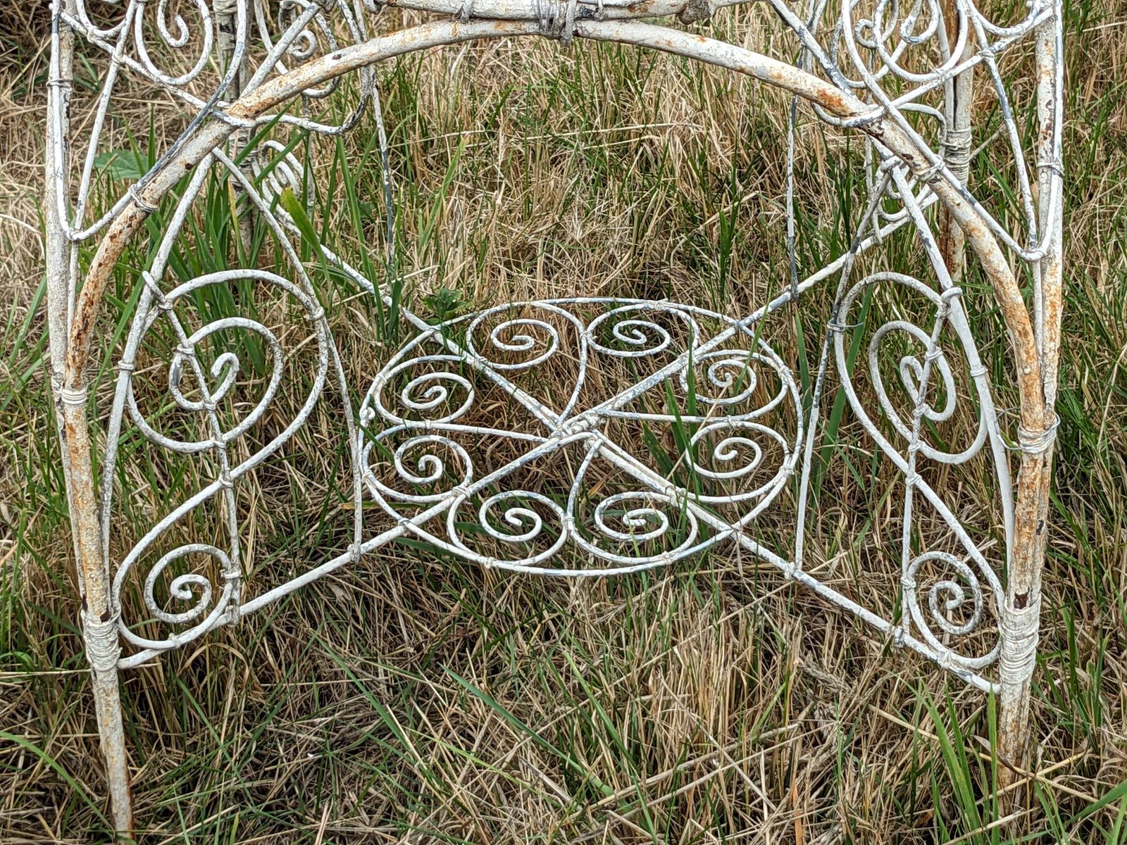 Garden Furniture Wirework Garden Table & Chairs photo